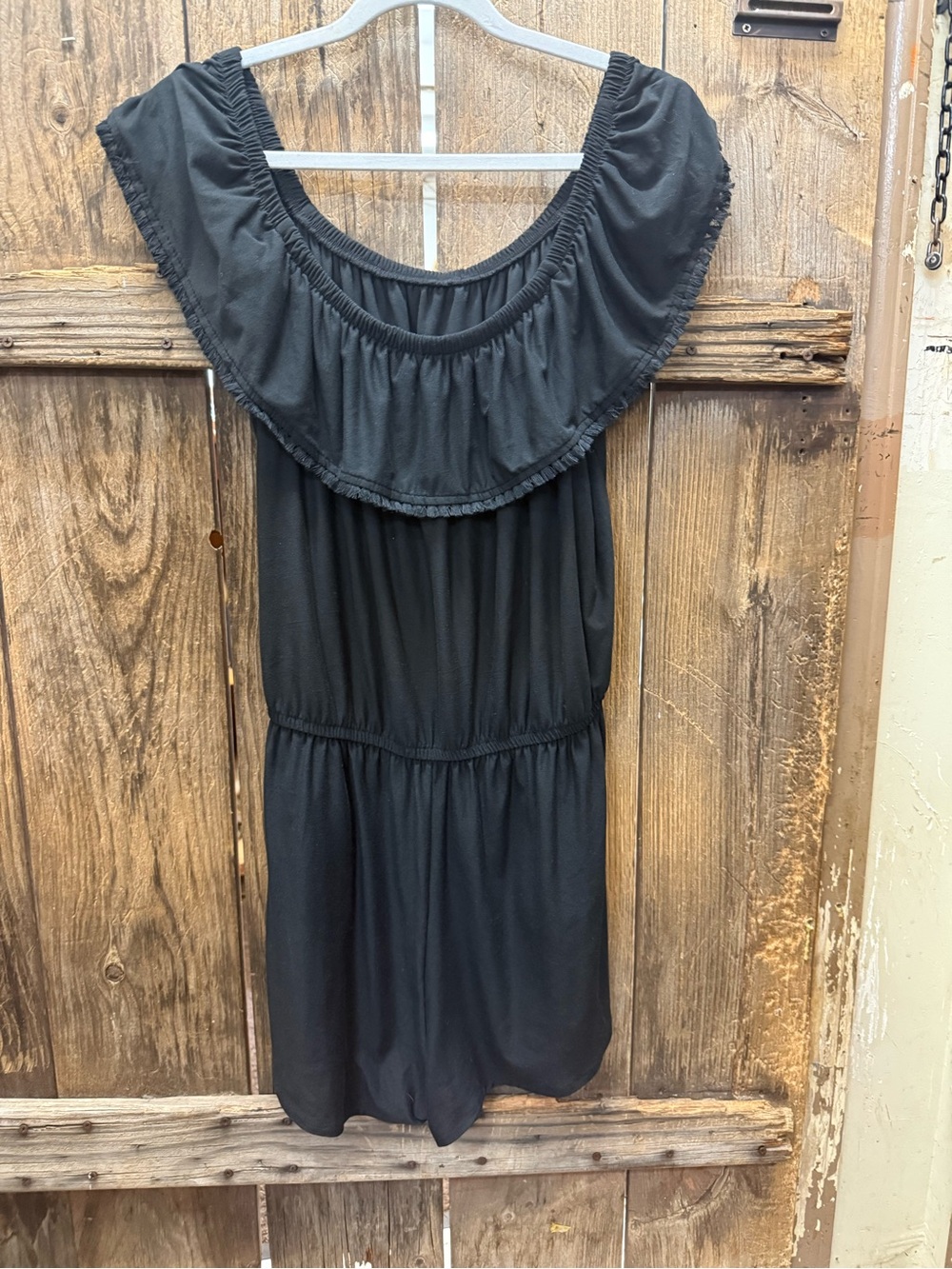 Off-the-Shoulder Black Romper with Ruffle Neckline - Picture 2 of 3